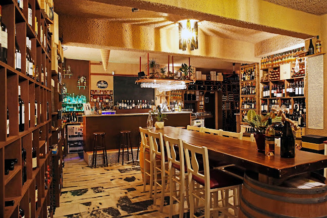 OINOHOROS Wine Bar & Shop - Νάξος