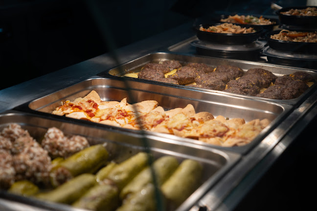 Σαχτούρη 27, Πειραιάς 185 36