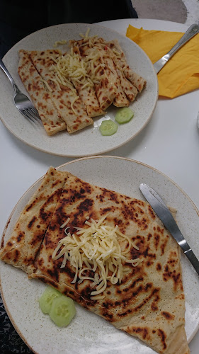 Μαντώς Μαυρογένους 28, Γεφυράκι 844 00