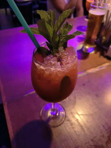 Πλ. Αγίας Ειρήνης 4, Αθήνα 105 60