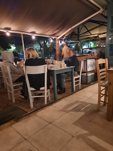 Λεωφ. Δημάρχου Αγγέλου Μεταξά 48, Γλυφάδα 166 74