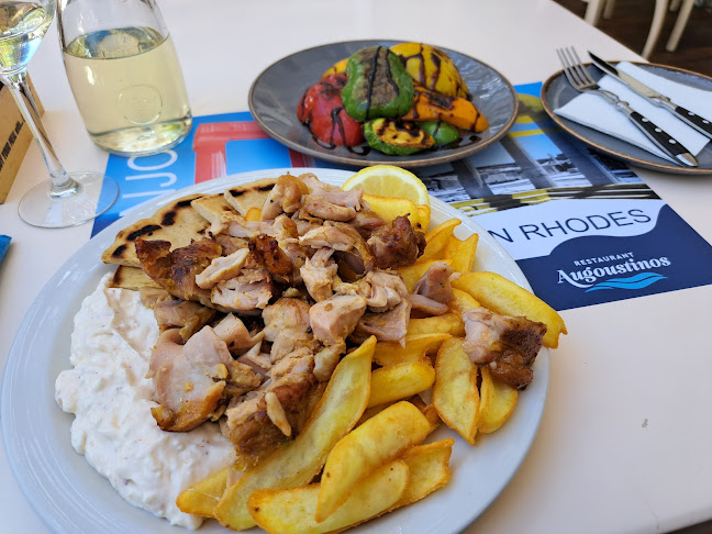 Comentarii opinii despre Αυγουστίνος Μαγειρείο - Avgoustinos Greek Restaurant