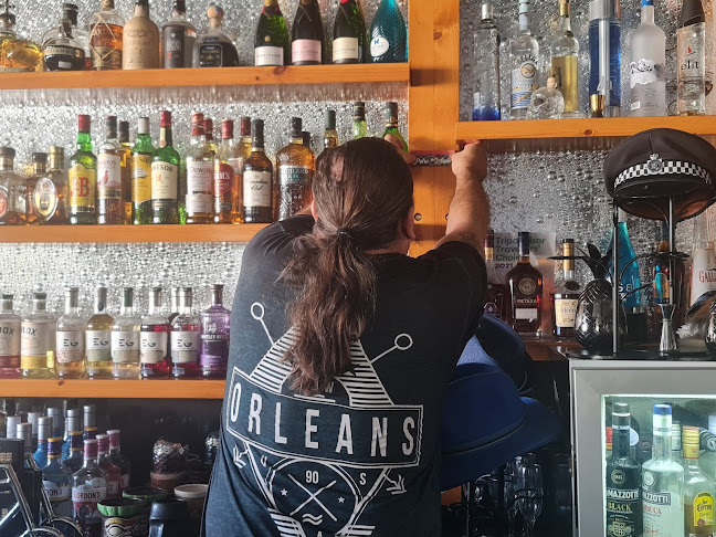 Busters Bar - Αλικανάς