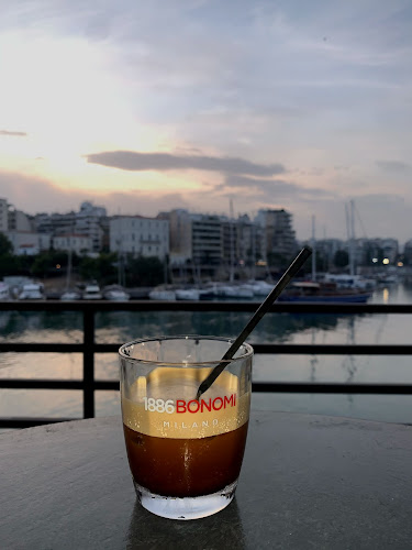 Πλ. Αλεξάνδρας 5, Πειραιάς 185 34