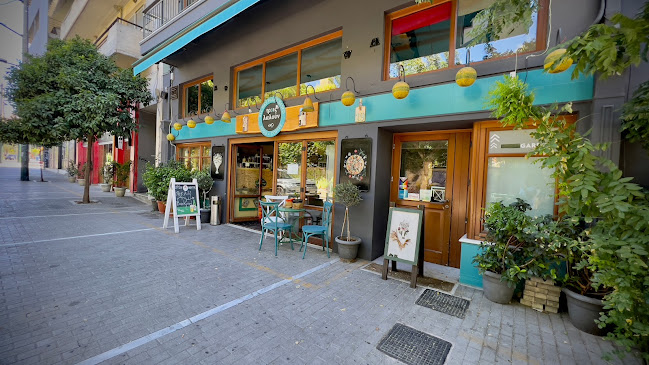 Τρεις Λαλούν - Treis Laloun