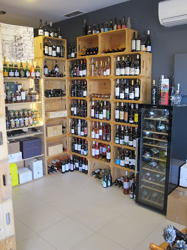 CAVA "So Greek" Wine & Spirits - Γαστρονομία και φιλοξενία