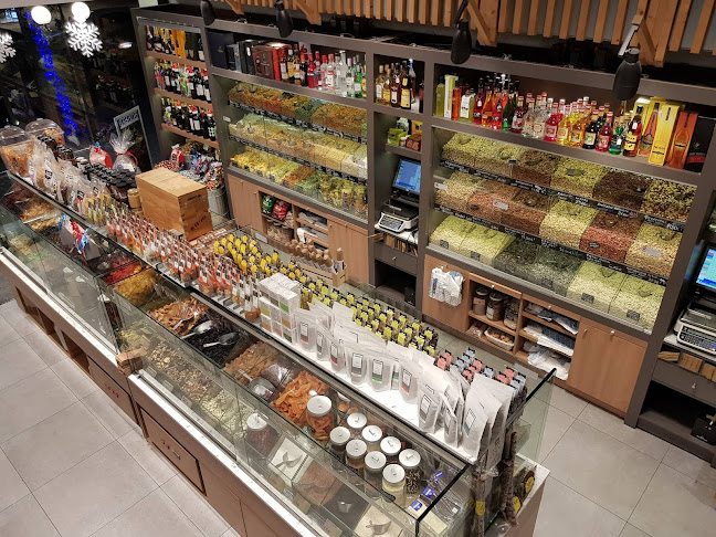 Opinii despre Assos Ξηροί Καρποί Χαλάνδρι în Χαλάνδρι - Γαστρονομία και φιλοξενία