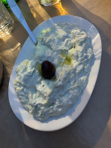 Καλύβας οικογενειακό ψητοπωλείο - Αθήνα