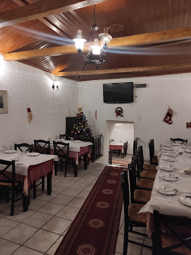 Κυρά Ματούλα - Γαστρονομία και φιλοξενία