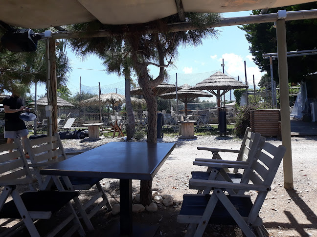 Santa Maria beach bar