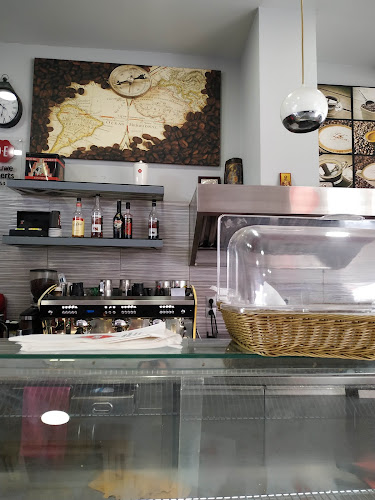 Highway coffee food and more - Οινόφυτα