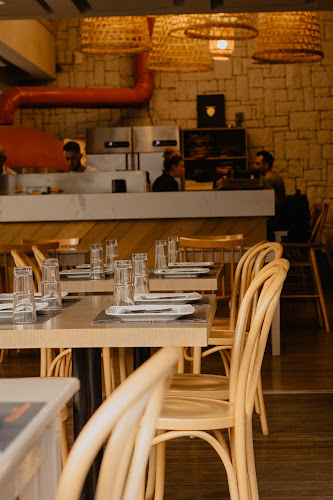 Ριζοσπαστών &, Ιωσήφ Μομφεράτου 15, Αργοστόλι 281 00