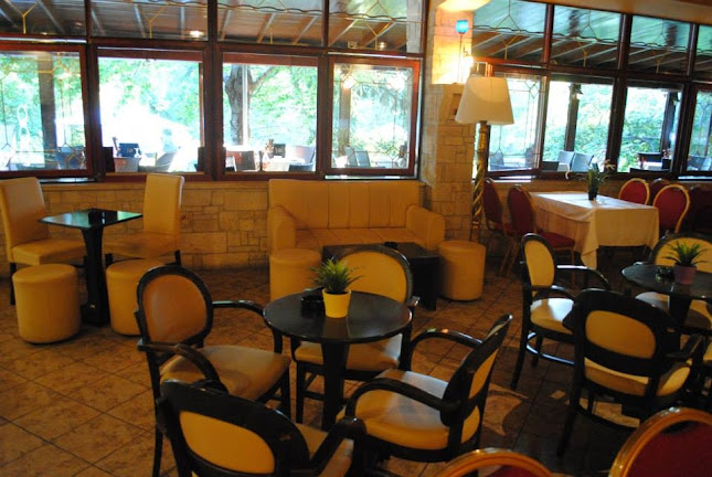 Comentarii opinii despre Έξι Βρύσες