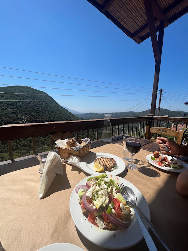 Opinii despre Ταβέρνα Εν Ρίπεσι (Ο Περικλής) în Καλαμάτα - Γαστρονομία και φιλοξενία