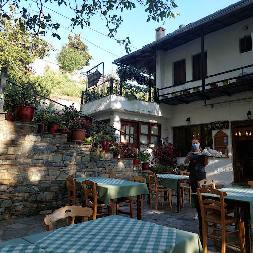 ' Η ΔΡΟΣΙΑ'(παπαδια) ΠαραδοσιακηΤαβερνα