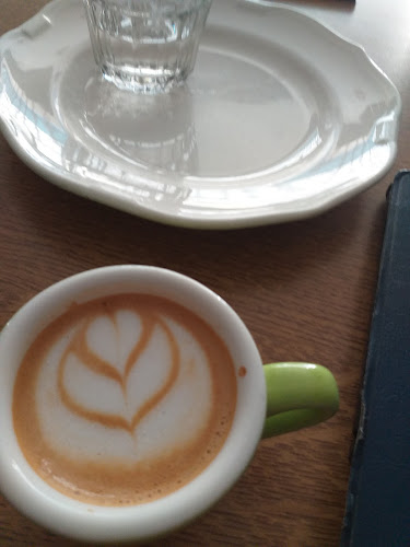 Δραγατσανίου 8, Αθήνα 105 59