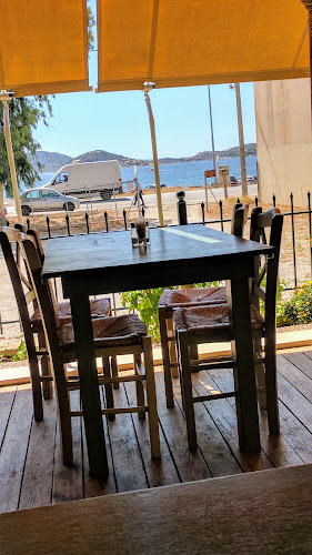 "Η Άννα" - Εστιατόριο - Παλαιά Φώκαια