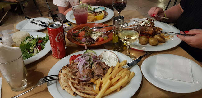 Opinii despre Knights of Olde / Παλιοί Ιππότες în Ιαλυσός - Γαστρονομία και φιλοξενία