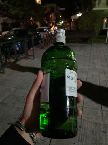 Low Bar - Γαστρονομία και φιλοξενία