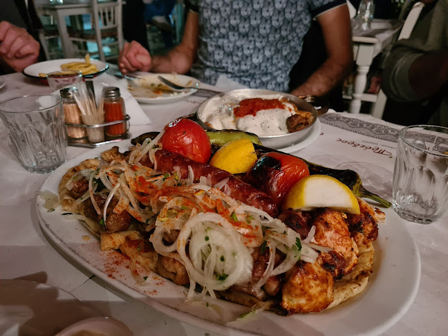 ο Πρόεδρος (Άλιμος) - Αθήνα