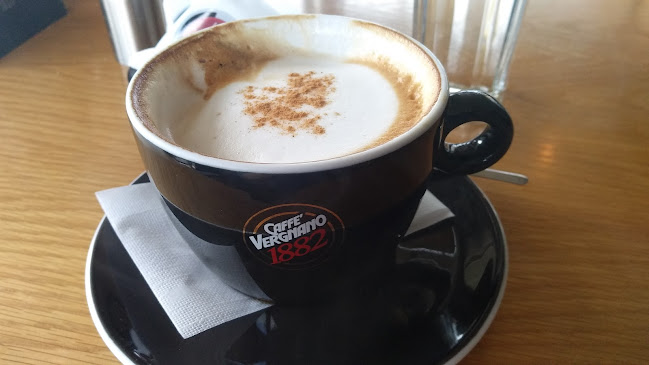 Opinii despre 365 COFFEE & MORE în Λάρισα - Γαστρονομία και φιλοξενία