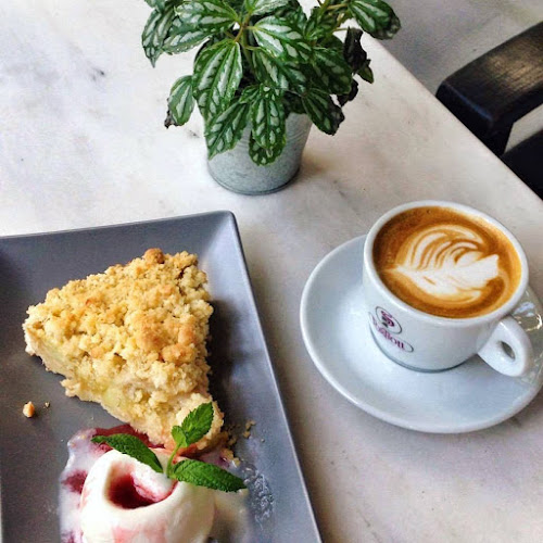 Medez Cafe & Bar Pagrati - Αθήνα