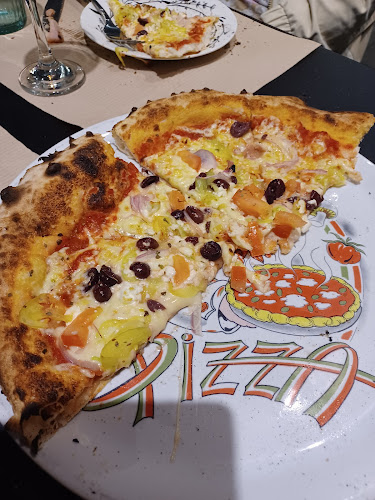 Opinii despre Pronto 22 pizza în Πεδινή - Γαστρονομία και φιλοξενία