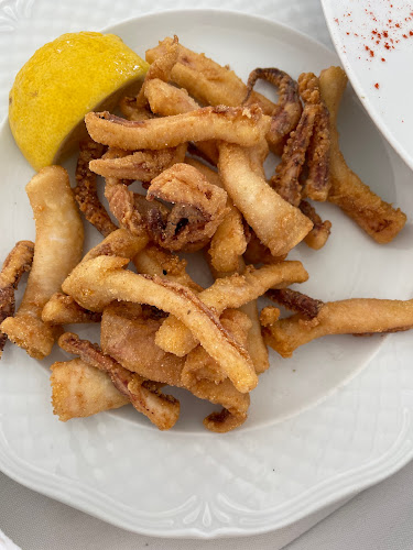 Opinii despre Molos Seaside Restaurant Nea Roda în Νέα Ρόδα - Γαστρονομία και φιλοξενία