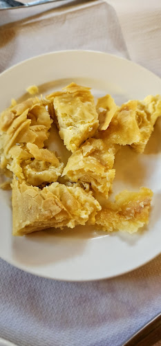 Σταυραετός Εστιατόριο & Ξενοδοχείο - Συρράκο