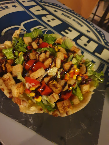 Comentarii opinii despre Tre Exclusive food & Cocktail Bar