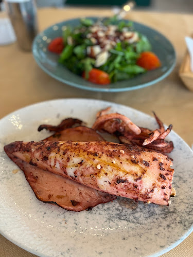 Comentarii opinii despre Το λιμάνι μεζεδοπωλείο Λαυριο