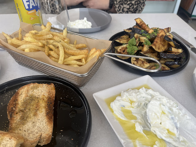 Taverna Apanemia - Γαστρονομία και φιλοξενία