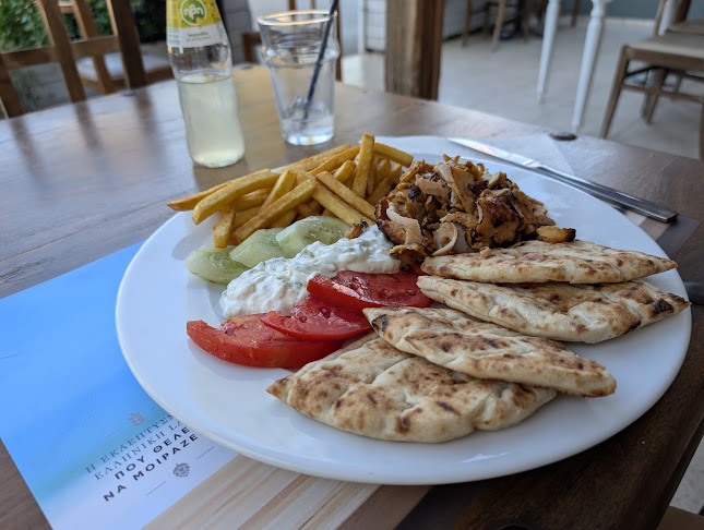 Opinii despre Olive Bistro în Μάλια - Γαστρονομία και φιλοξενία