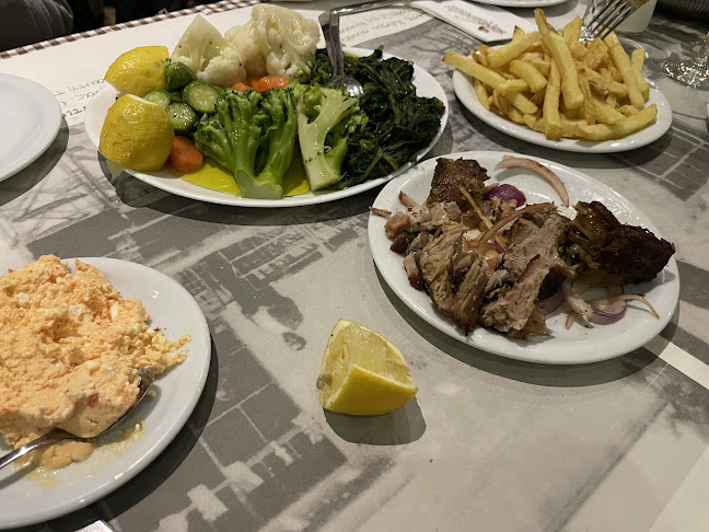 Κρυστάλλης - Γαστρονομία και φιλοξενία