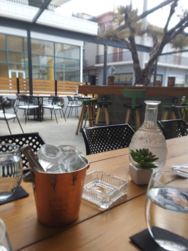 Opinii despre Jardin Espresso Bar în Αχαρνές - Γαστρονομία και φιλοξενία