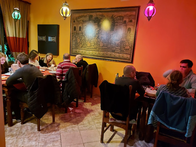 Σκουζέ 14, Πειραιάς 185 36