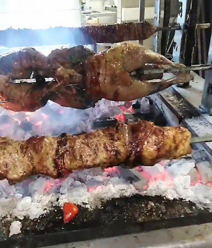 ΜΑΓΓΙΝΑΣ ΤΑΒΕΡΝΑ Μελίσσια - Γαστρονομία και φιλοξενία