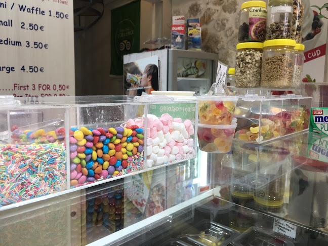 Yog-inn Frozen Greek Yogurt