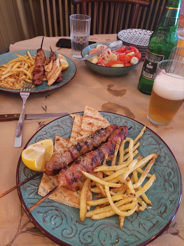 Hairi - Γαστρονομία και φιλοξενία