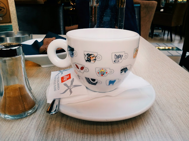 Καφ'έδρα - Μαρούσι