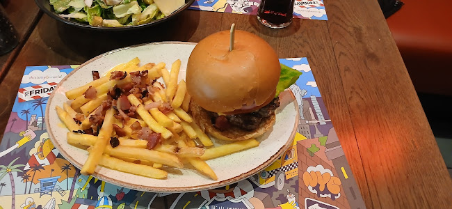 Opinii despre TGI Fridays Golden Hall în Μαρούσι - Γαστρονομία και φιλοξενία