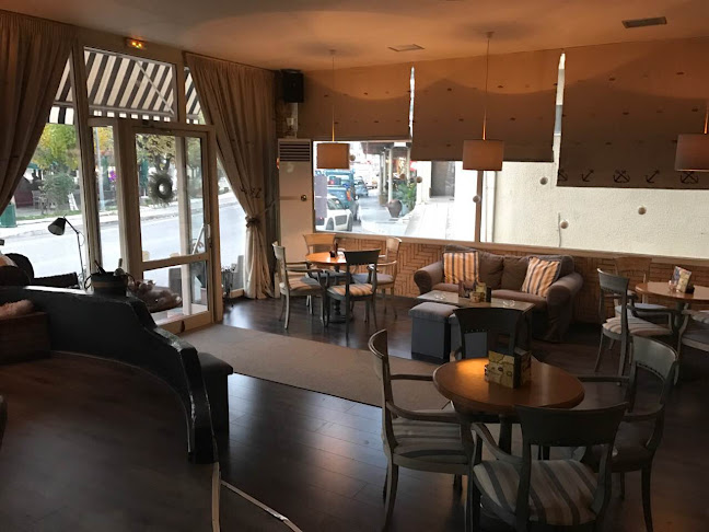 Opinii despre Pallas Cafe Bistro în Αμφιλοχία - Γαστρονομία και φιλοξενία