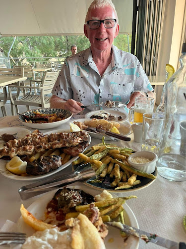 Unnamed Road, Παραλία Δροτας 812 00