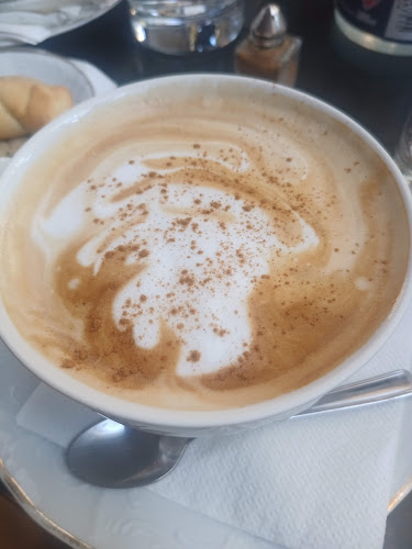 Ελ. Βενιζέλου 7, Δέλτα 570 08