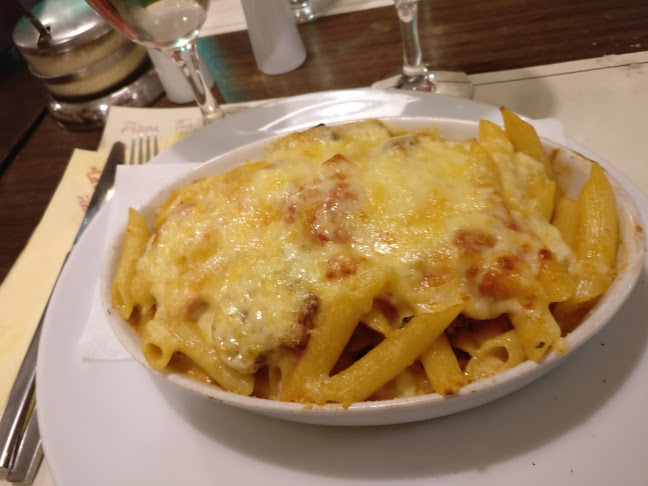 Κύπρου 30-32, Γλυφάδα 166 75