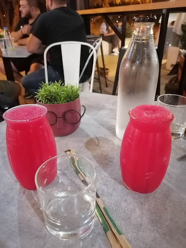 Opinii despre Due cafe în Ρέθυμνο - Γαστρονομία και φιλοξενία