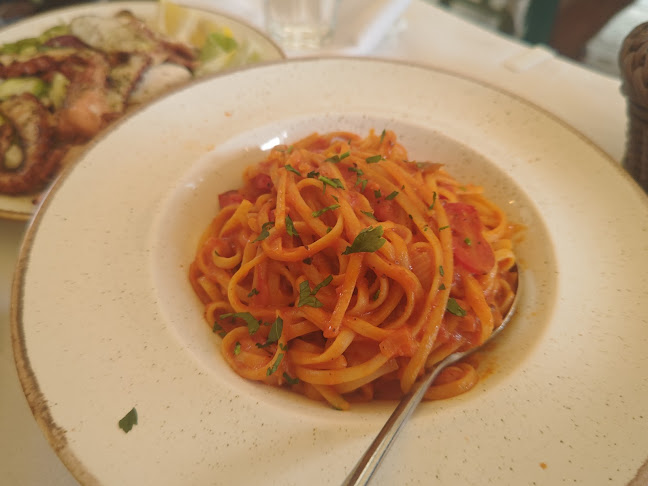 Γέροντα 7, Αθήνα 105 58