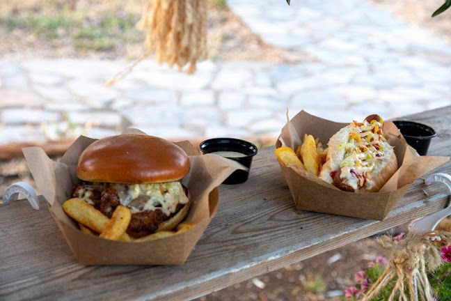 Theios - Strictly Gourmet Street Food - Μύρινα