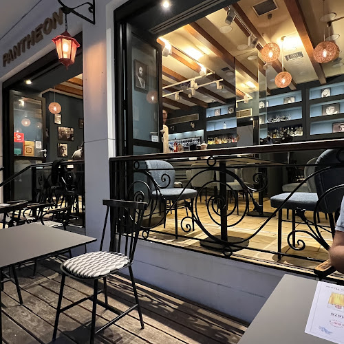 Opinii despre Ionos Plaka în Αθήνα - Γαστρονομία και φιλοξενία