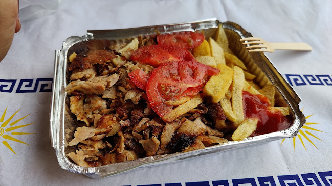 "Τα αδέρφια" Κοτόπουλα στα κάρβουνα